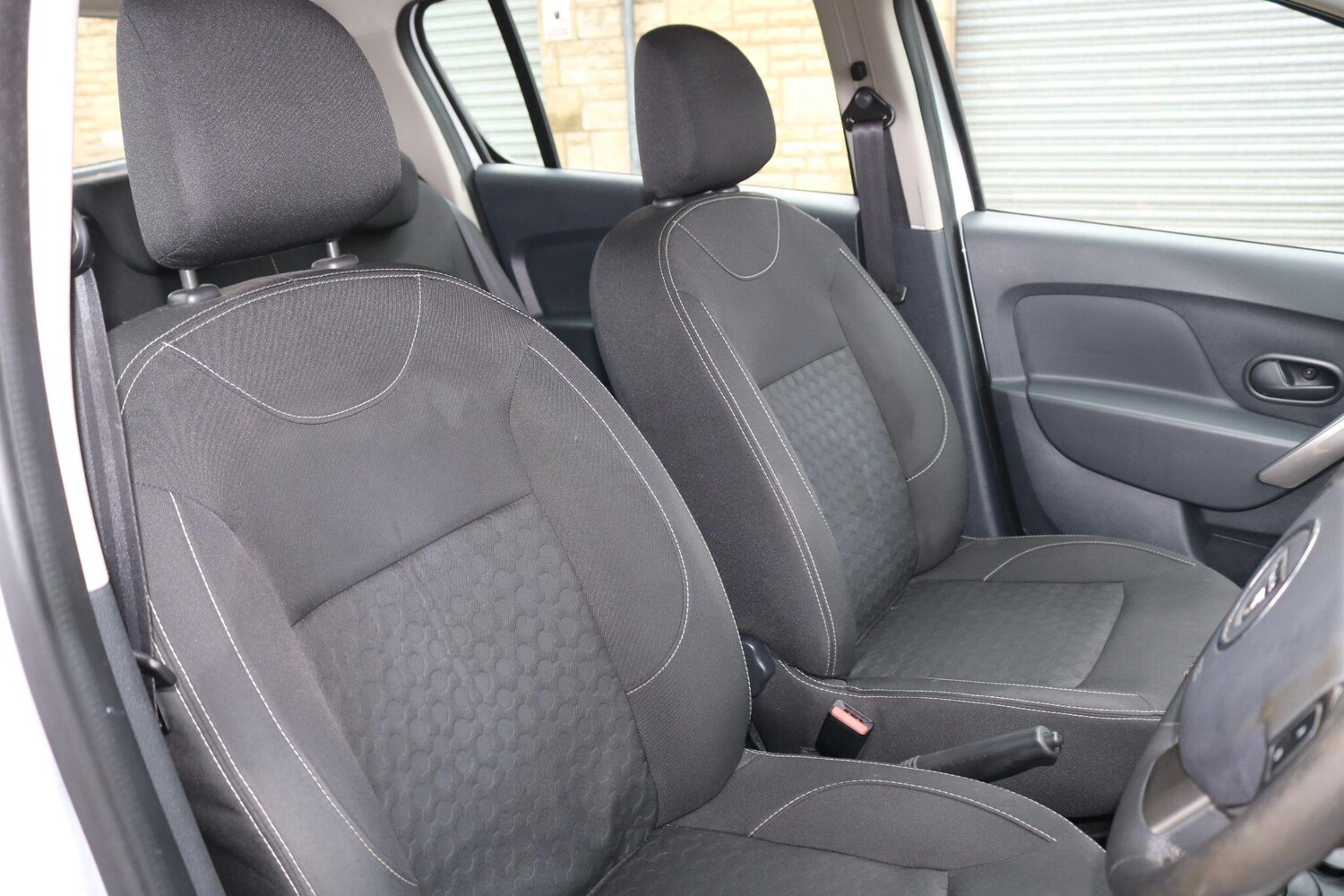 Used Dacia Sandero 2016 for sale - 77498182: Photo 18