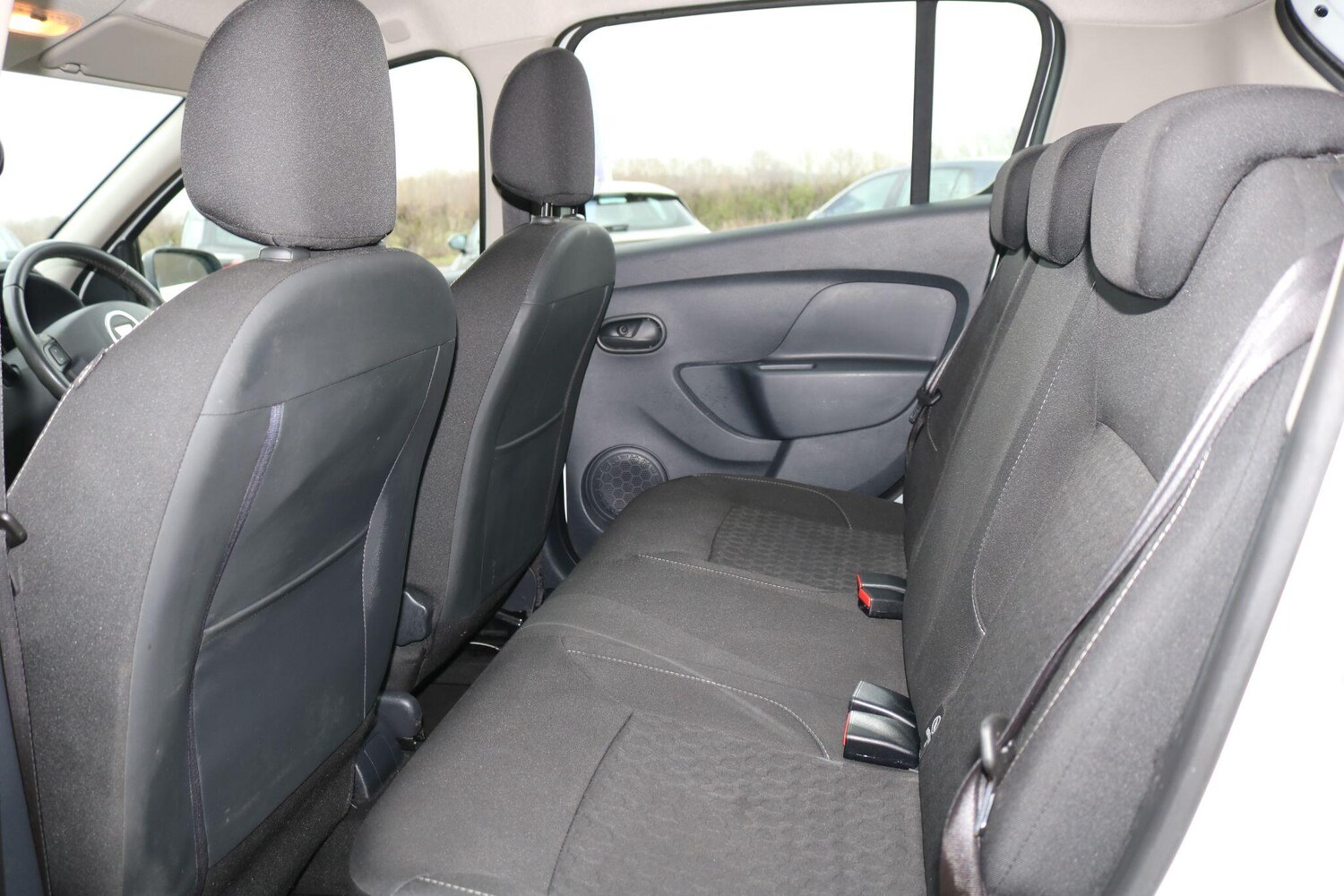 Used Dacia Sandero 2016 for sale - 77498182: Photo 22