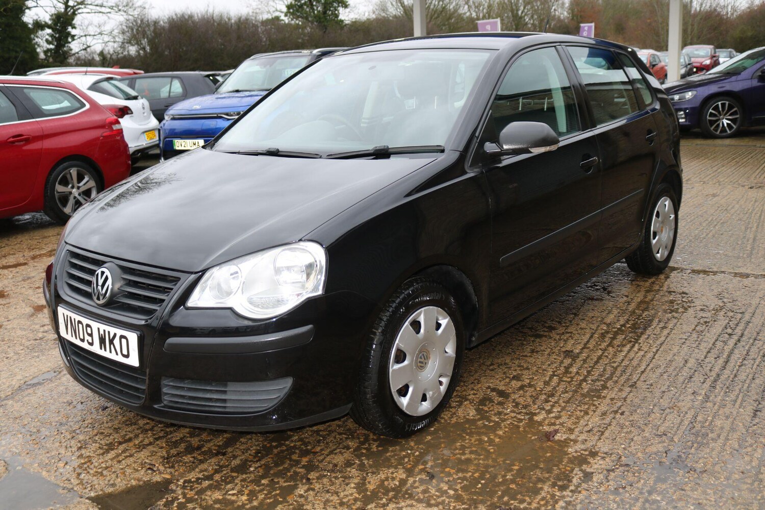 Used Volkswagen Polo 2009 for sale - 77498163: Photo 14