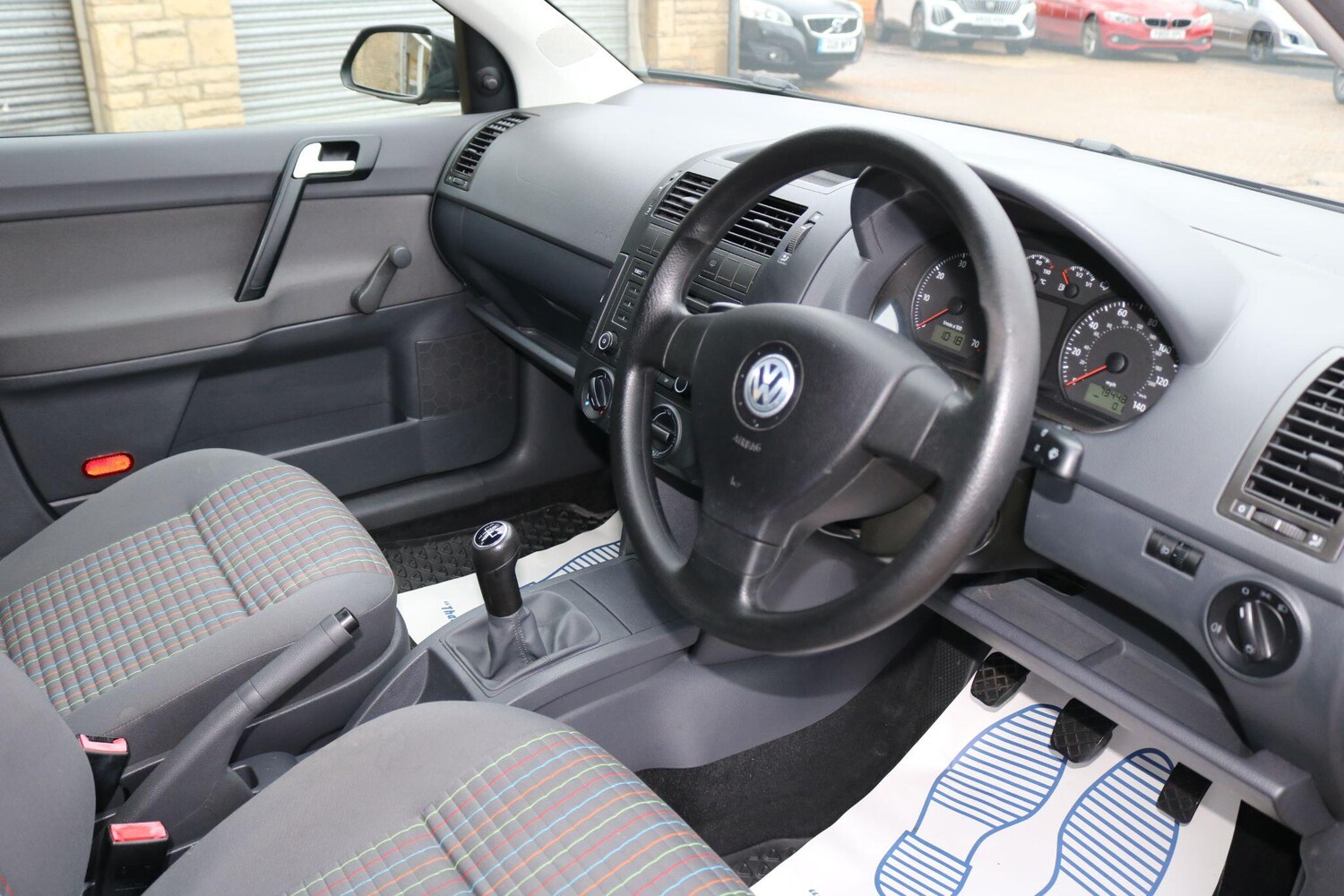 Used Volkswagen Polo 2009 for sale - 77498163: Photo 16