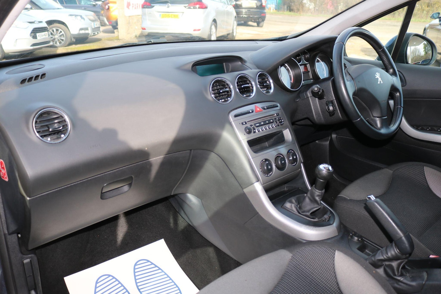 Used Peugeot 308 2012 for sale - 77498179: Photo 20