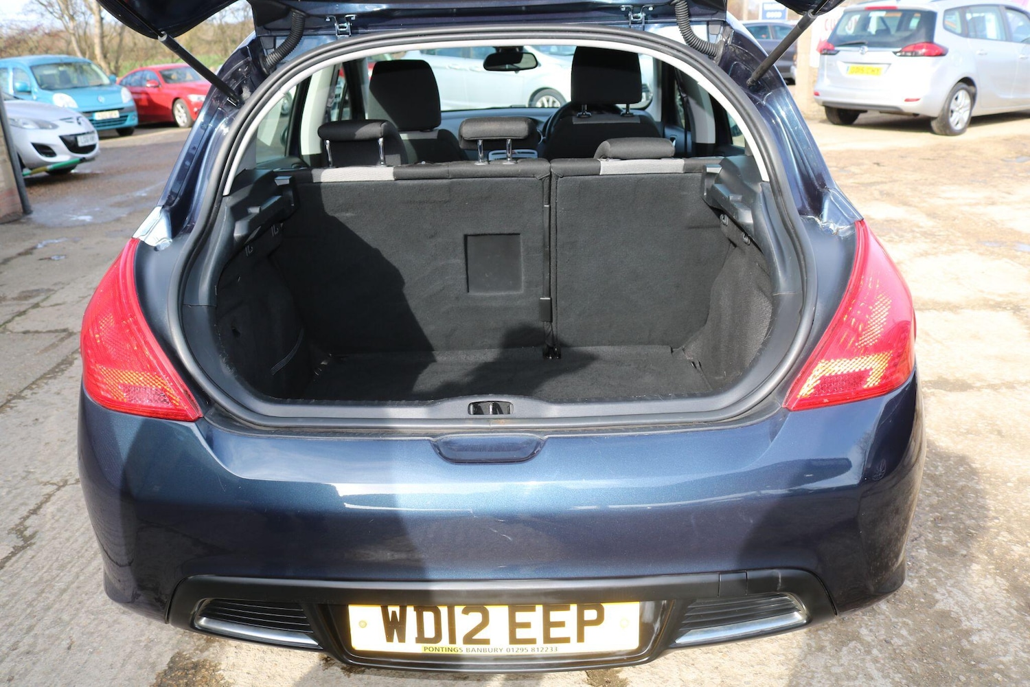 Used Peugeot 308 2012 for sale - 77498179: Photo 23