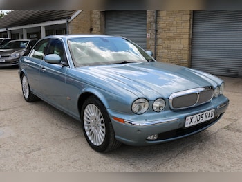 Used Jaguar XJ 2005 for sale - 79061495: Photo