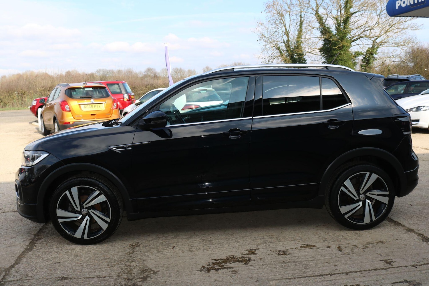 Used Volkswagen T-Cross 2019 for sale - 77683020: Photo 13