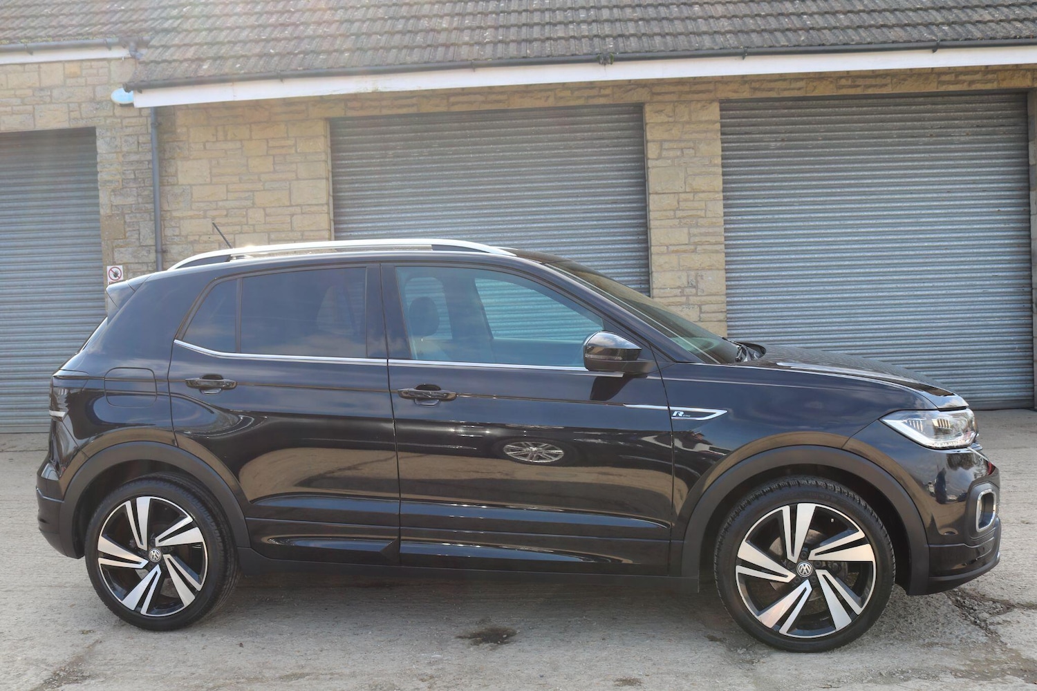 Used Volkswagen T-Cross 2019 for sale - 77683020: Photo 4