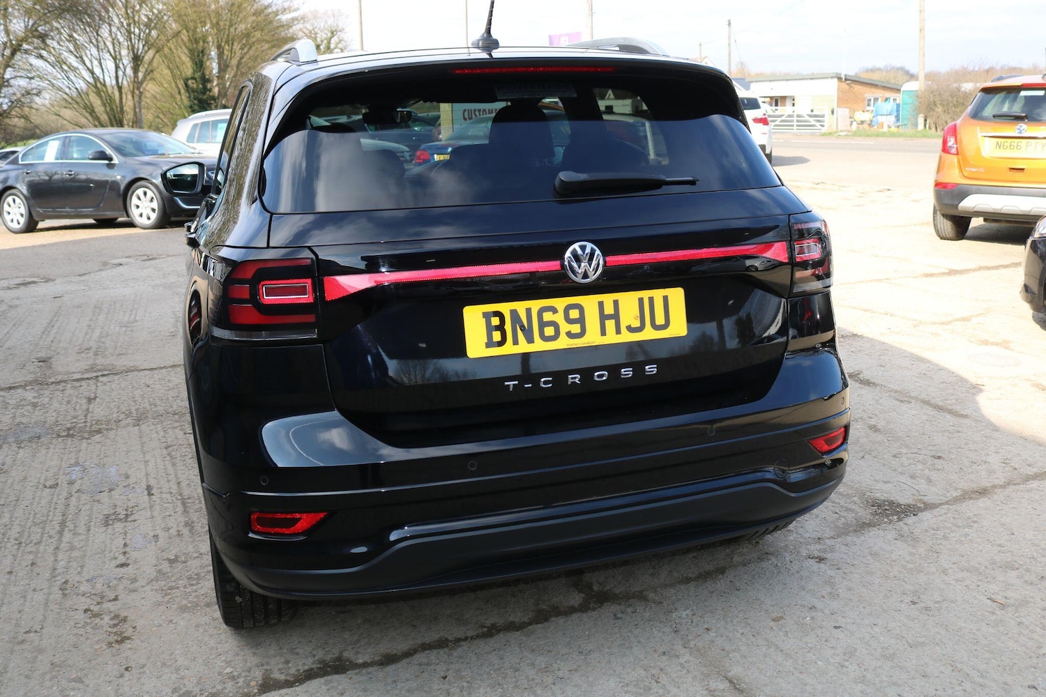 Used Volkswagen T-Cross 2019 for sale - 77683020: Photo 9