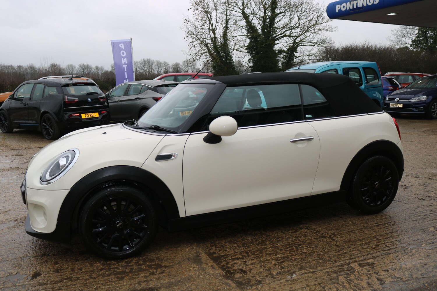 Used MINI Convertible 2019 for sale - 77498204: Photo 13