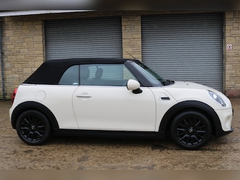 Used MINI Convertible 2019 for sale - 77498204: Photo