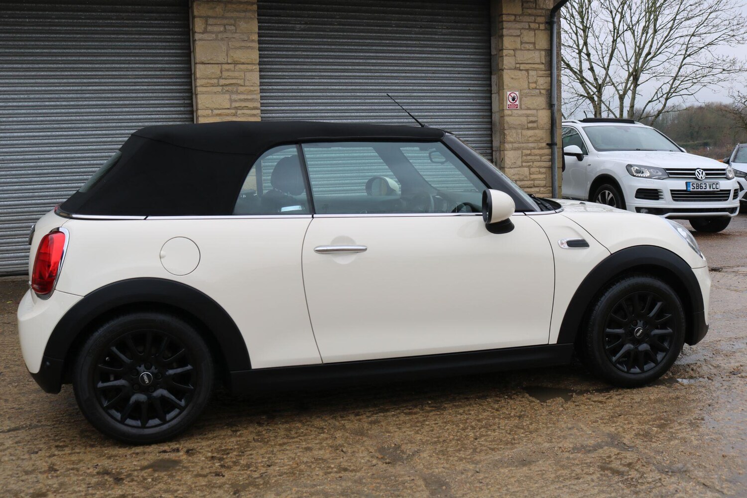 Used MINI Convertible 2019 for sale - 77498204: Photo 5