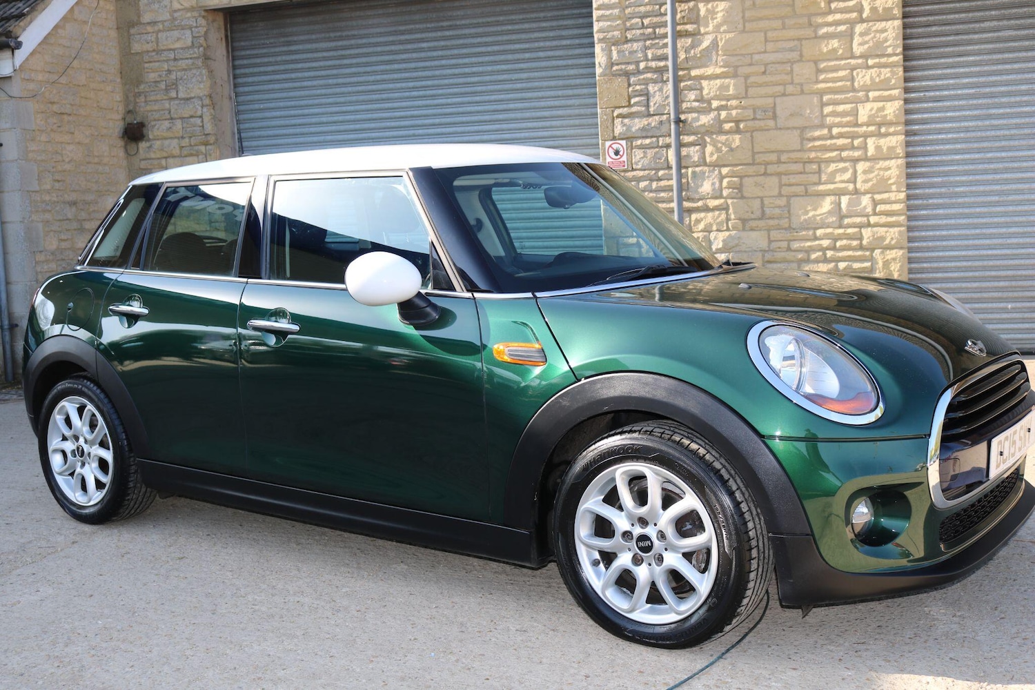 Used MINI Hatch 2015 for sale - 78170344: Photo 3