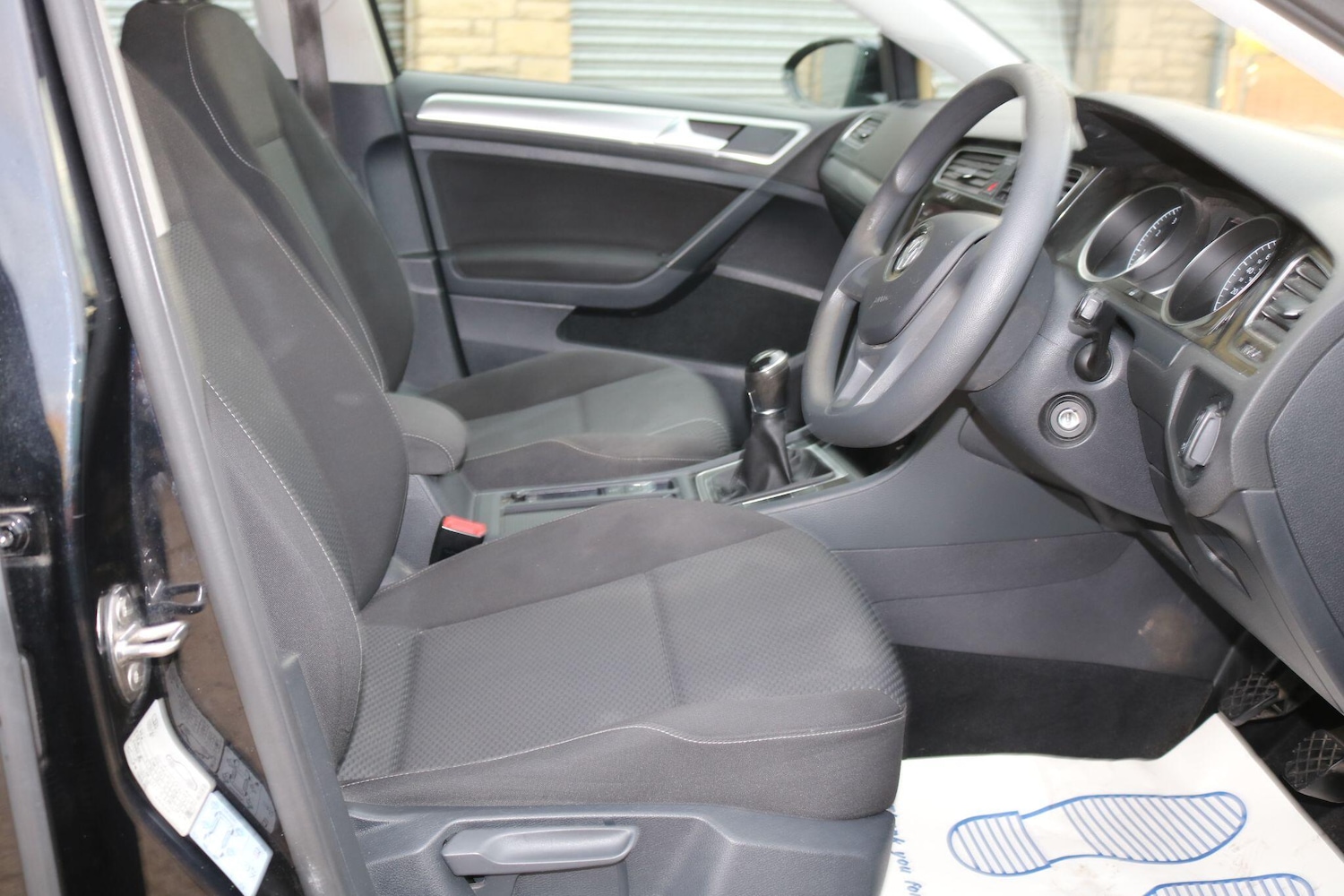 Used Volkswagen Golf 2017 for sale - 77498193: Photo 11