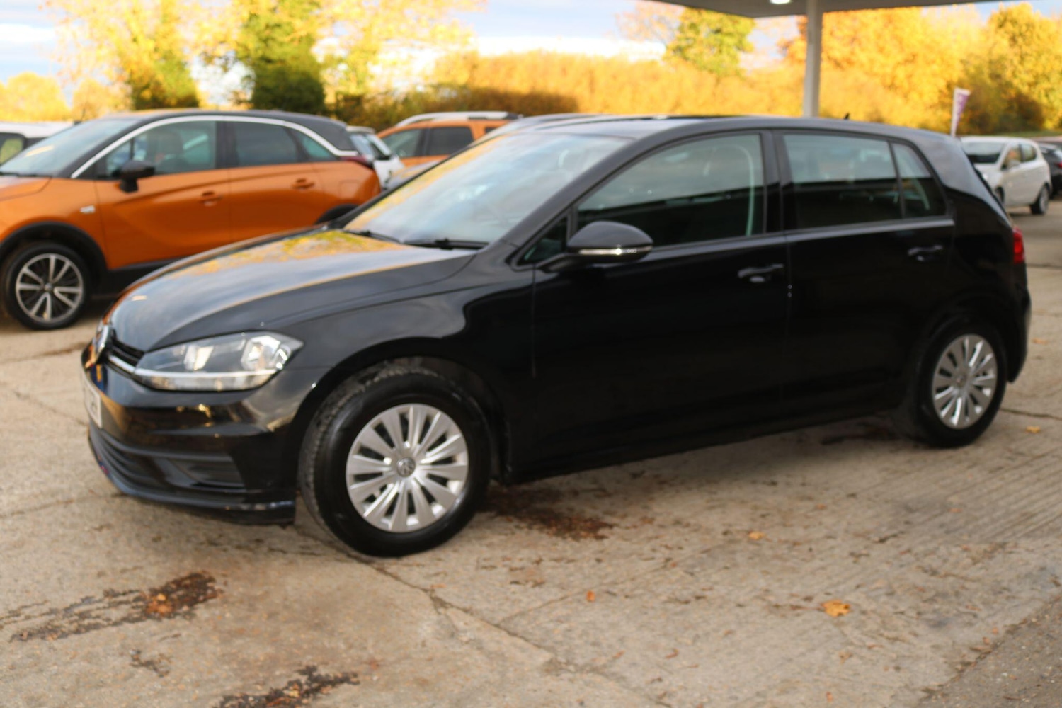 Used Volkswagen Golf 2017 for sale - 77498193: Photo 8