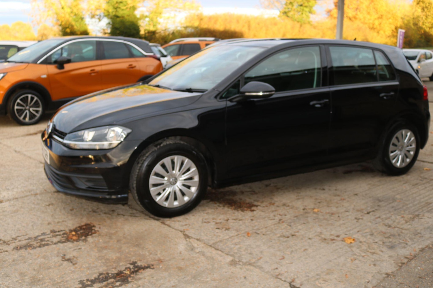Used Volkswagen Golf 2017 for sale - 77498193: Photo 9