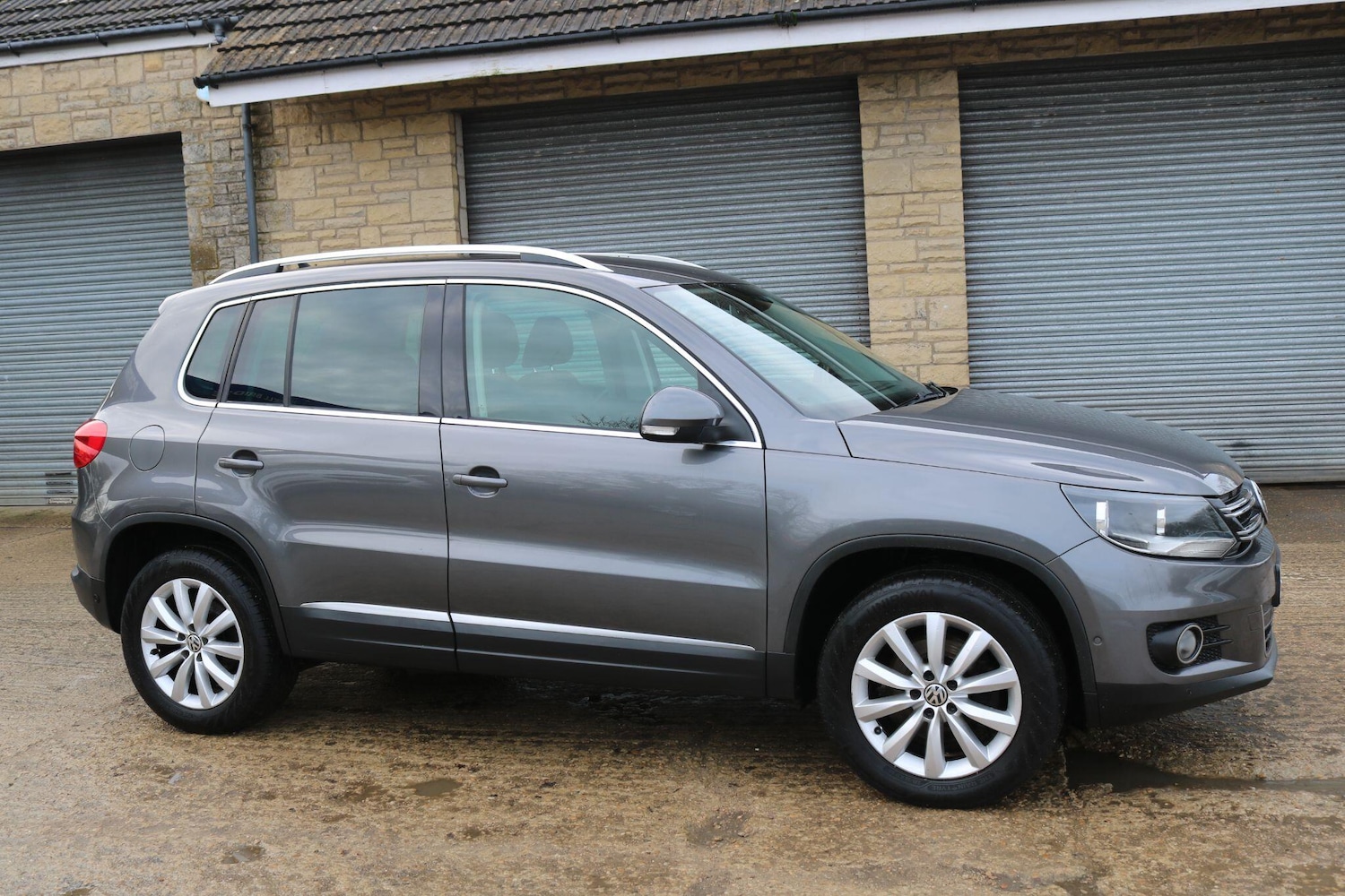 Used Volkswagen Tiguan for sale - 77497525: Photo 3
