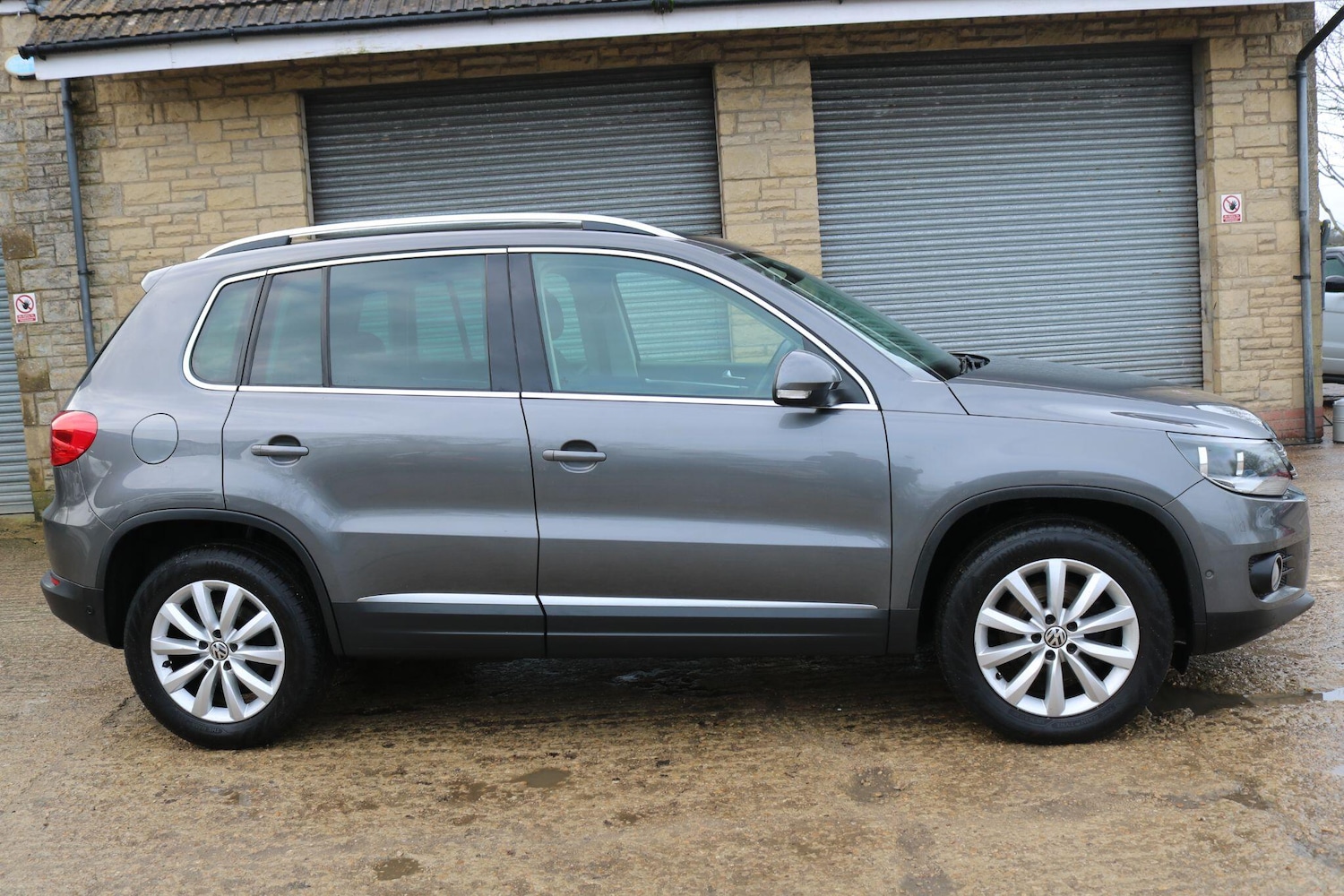 Used Volkswagen Tiguan for sale - 77497525: Photo 4