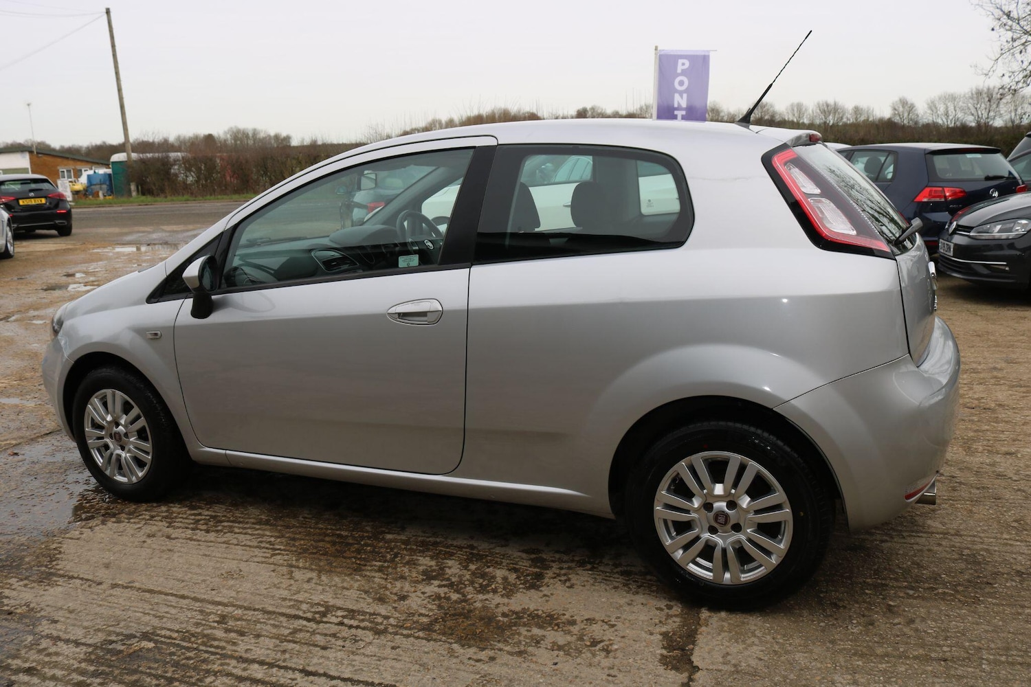 Used Fiat Punto 2013 for sale - 77586655: Photo 11