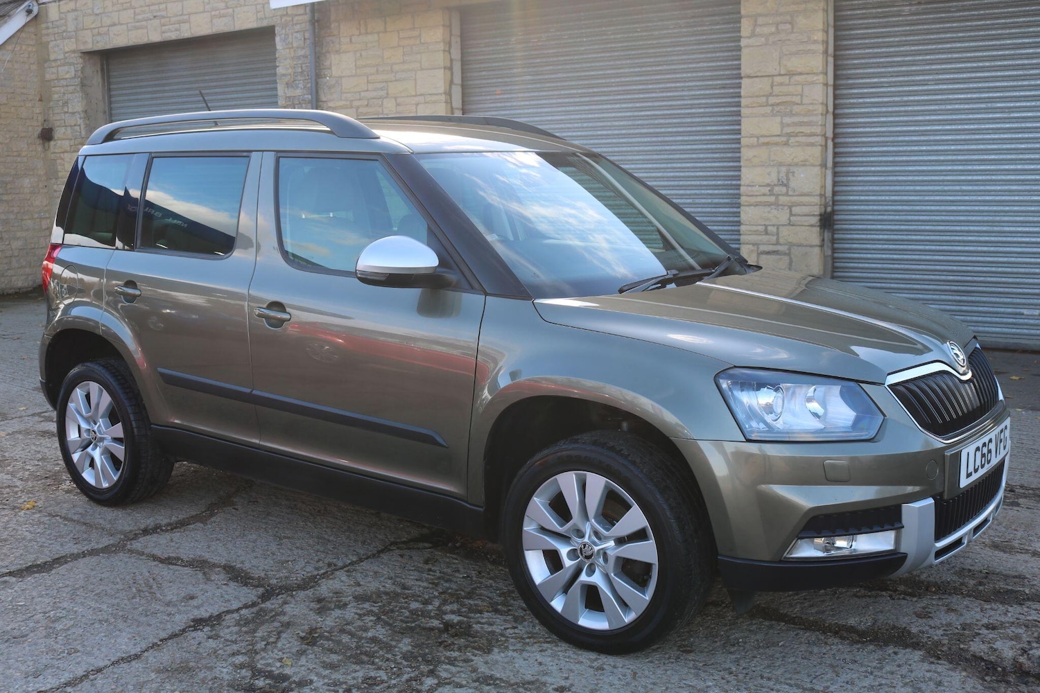 Used Skoda Yeti 2016 for sale - 77498214: Photo 2