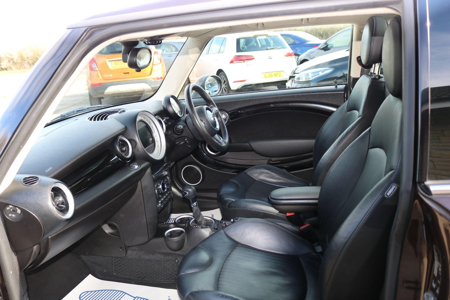 Used MINI Hatch 2011 for sale - 77925879: Photo 22