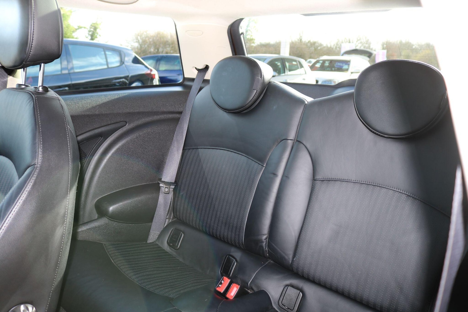 Used MINI Hatch 2011 for sale - 77925879: Photo 25