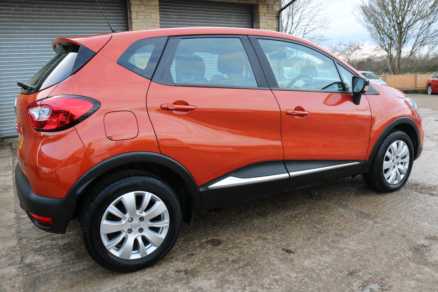 Used Renault Captur for sale - 77497163: Photo 5