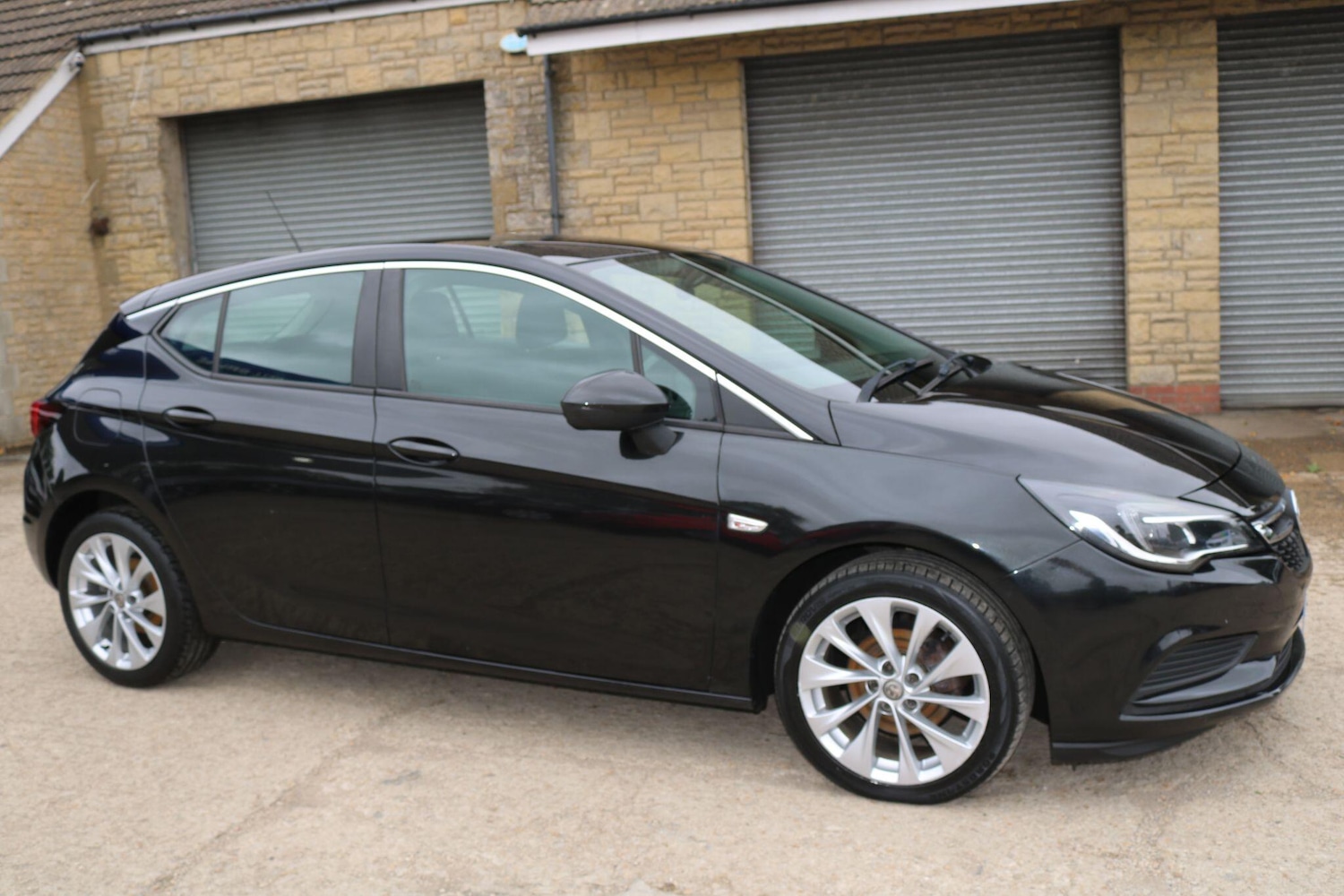 Used Vauxhall Astra 2015 for sale - 77498169: Photo 3