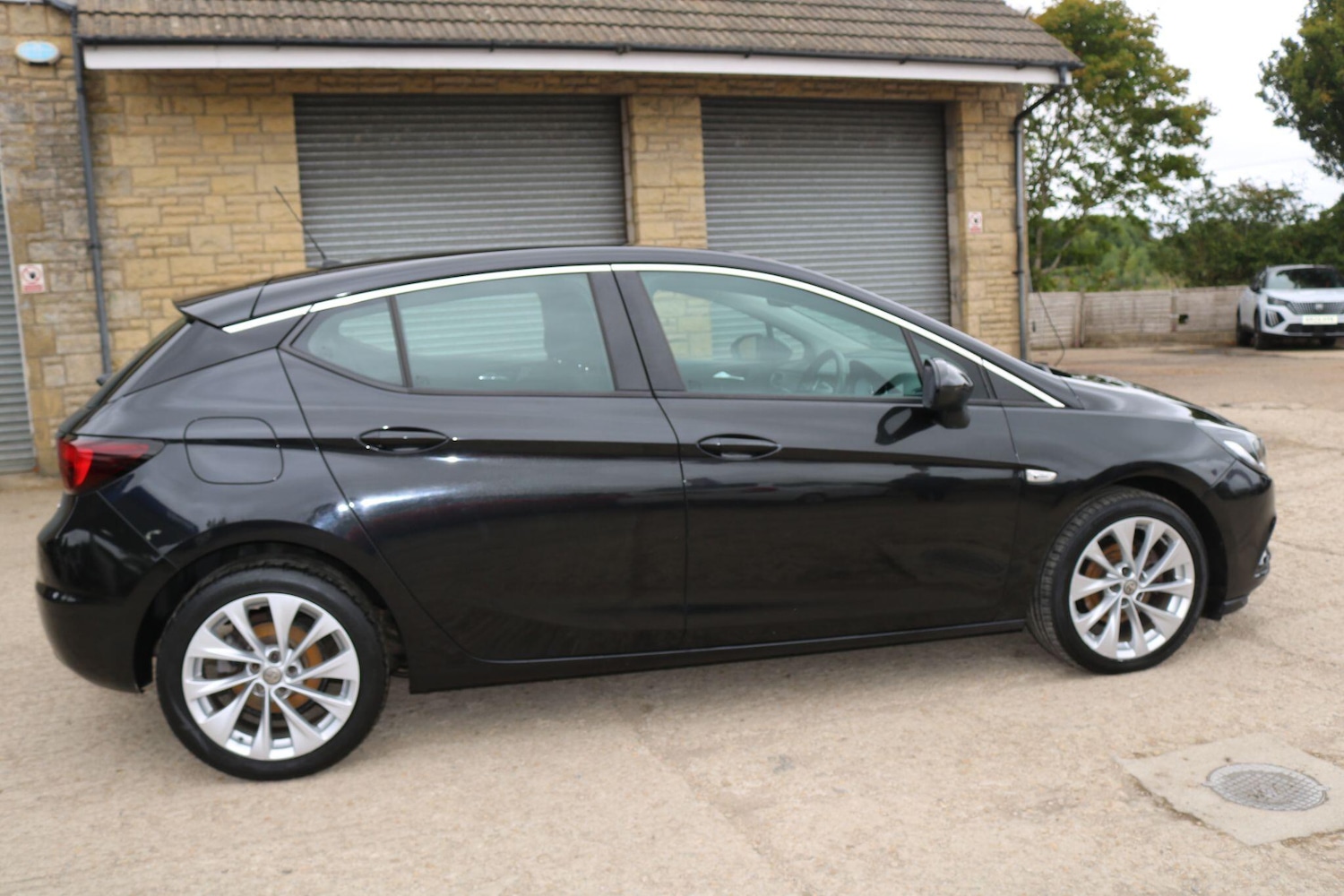 Used Vauxhall Astra 2015 for sale - 77498169: Photo 5