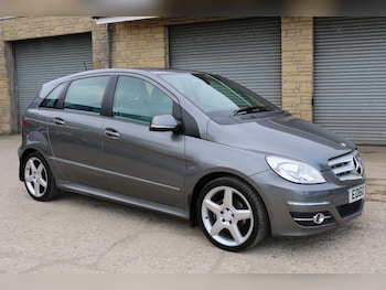 Used Mercedes-Benz B Class 2010 for sale - 78548016: Photo