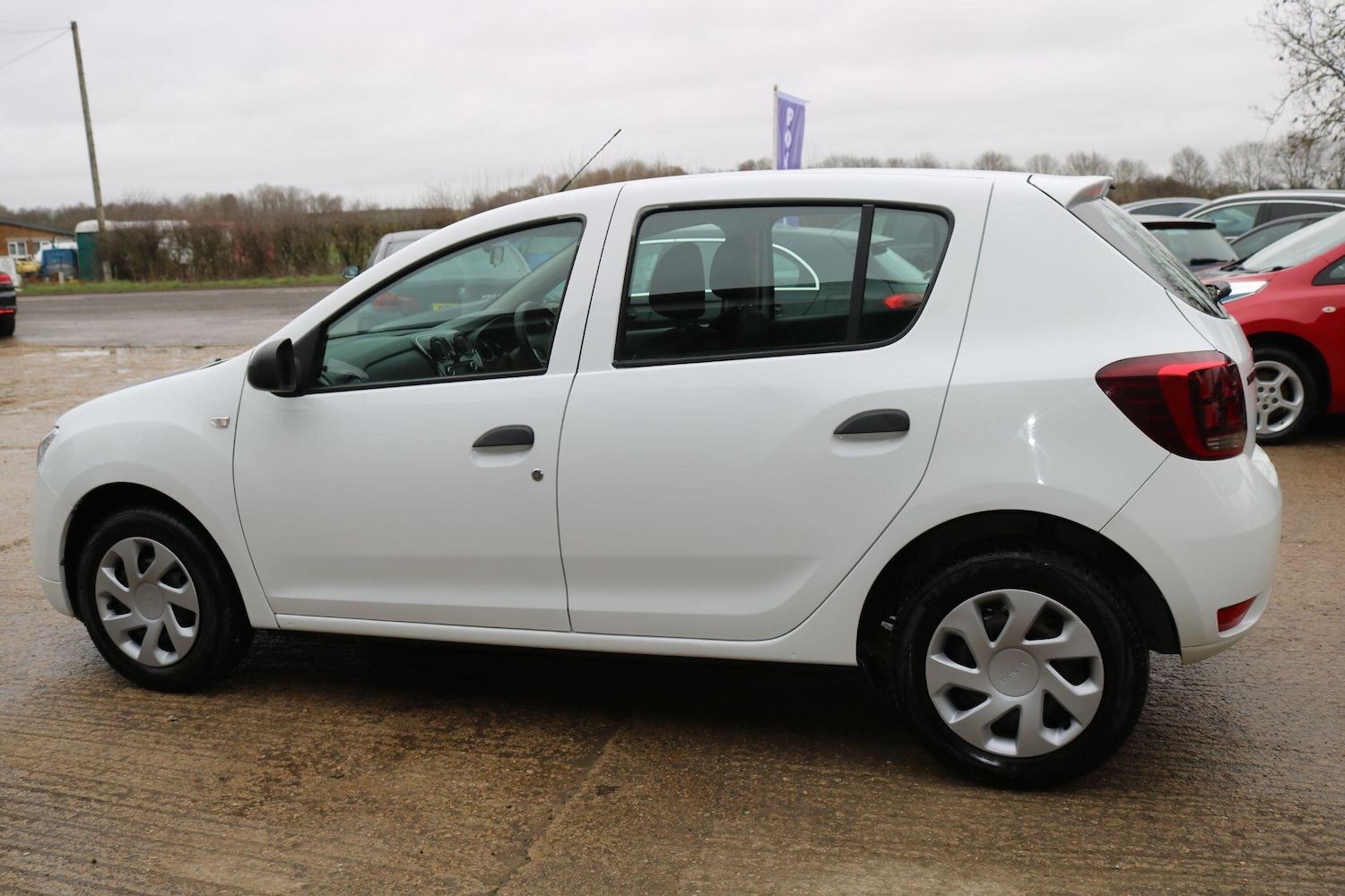 Used Dacia Sandero 2017 for sale - 77498183: Photo 11