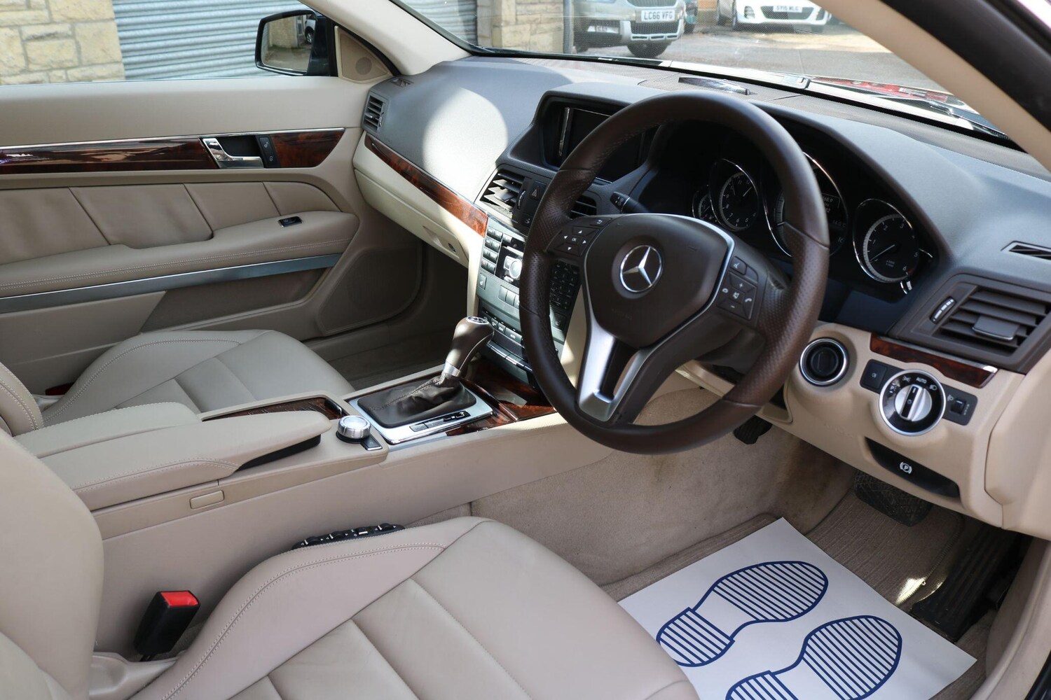 Used Mercedes-Benz E Class 2012 for sale - 77838496: Photo 17