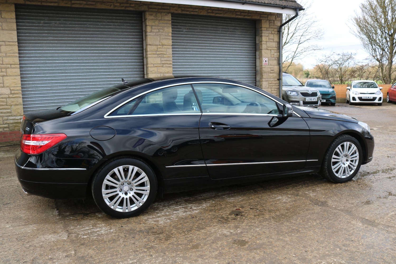 Used Mercedes-Benz E Class 2012 for sale - 77838496: Photo 5