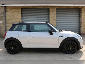 Used MINI Electric Hatch 2021 for sale - 78958301: Photo