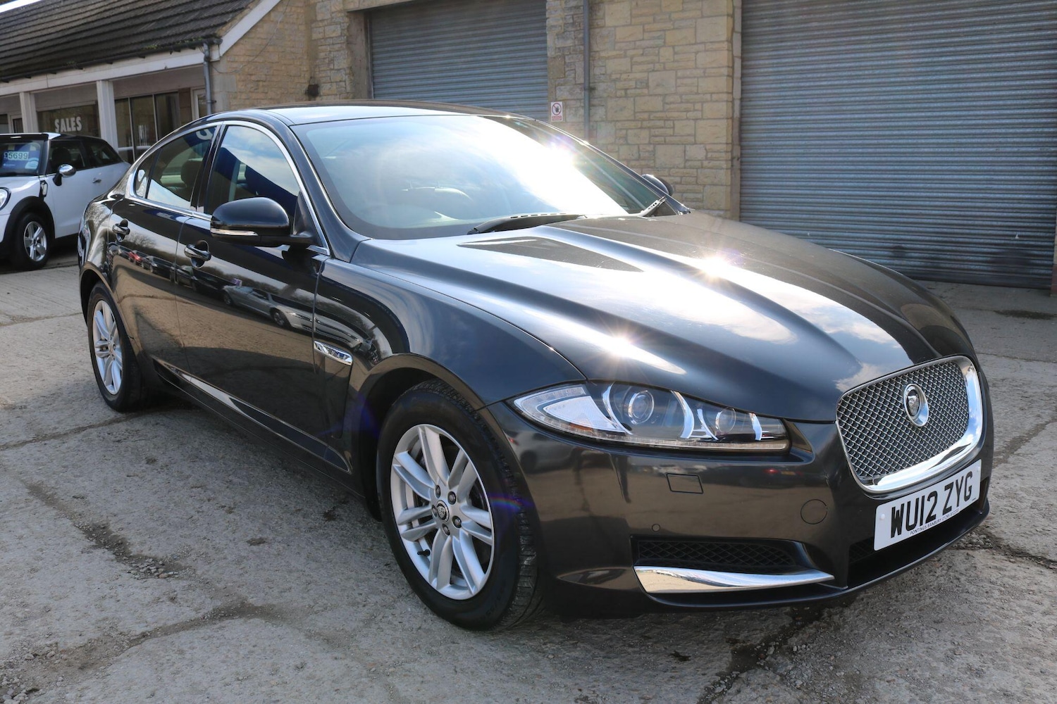 Used Jaguar XF 2012 for sale - 77738081: Photo 1