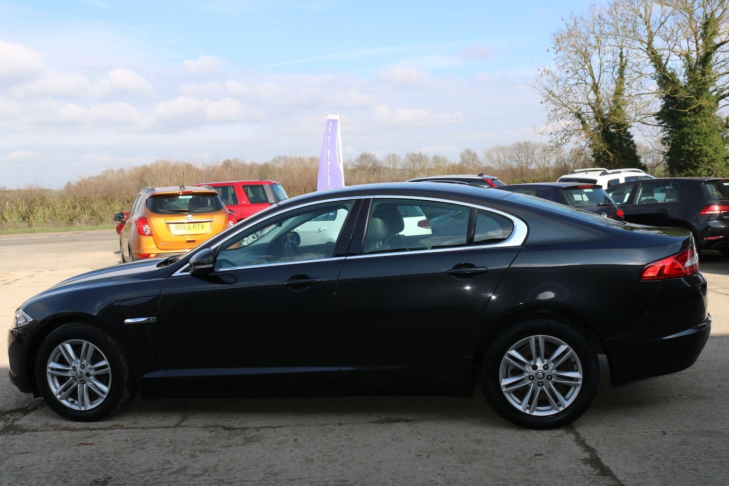 Used Jaguar XF 2012 for sale - 77738081: Photo 13