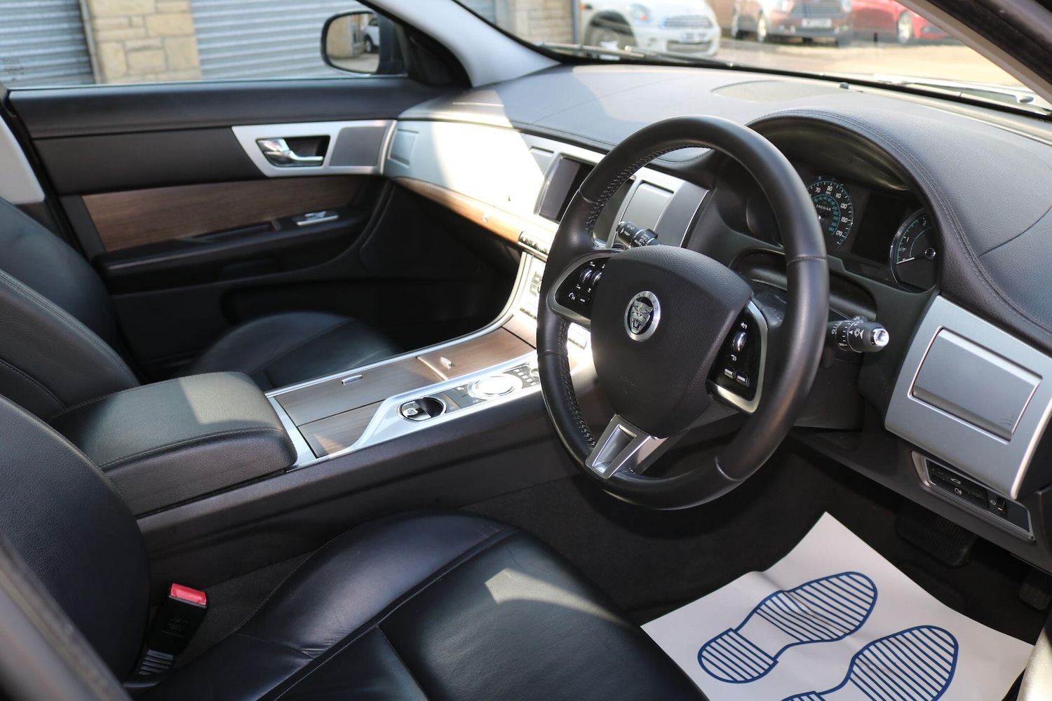 Used Jaguar XF 2012 for sale - 77738081: Photo 18