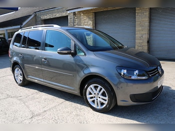 Used Volkswagen Touran 2015 for sale - 78244246: Photo