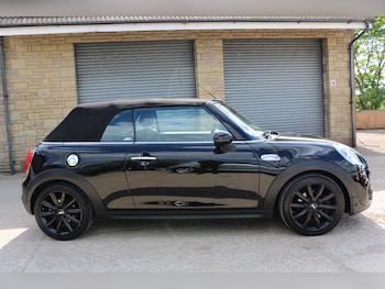 Used MINI Convertible 2016 for sale - 78461450: Photo