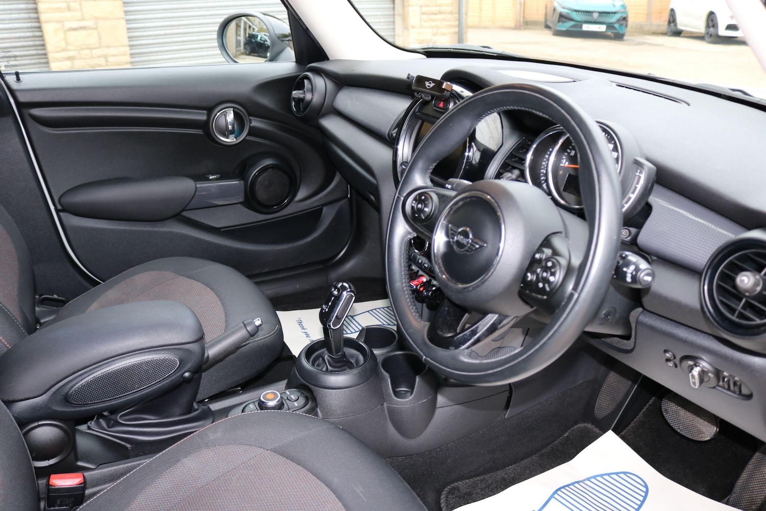 Used MINI Hatch 2018 for sale - 78086419: Photo 17