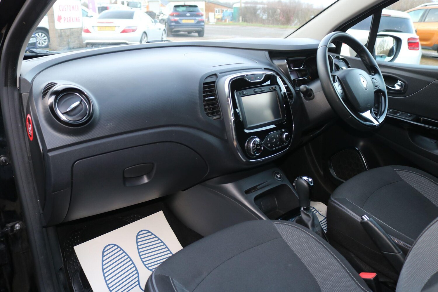 Used Renault Captur 2015 for sale - 77496320: Photo 20