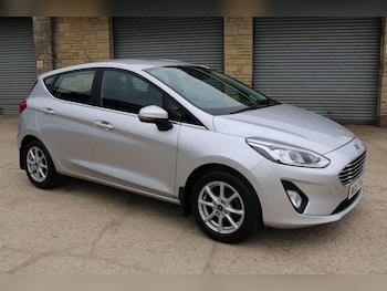 Used Ford Fiesta 2017 for sale - 78728802: Photo