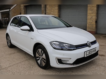 Used Volkswagen Golf 2019 for sale - 78417028: Photo