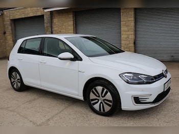Used Volkswagen Golf 2019 for sale - 78417028: Photo