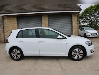 Used Volkswagen Golf 2019 for sale - 78417028: Photo