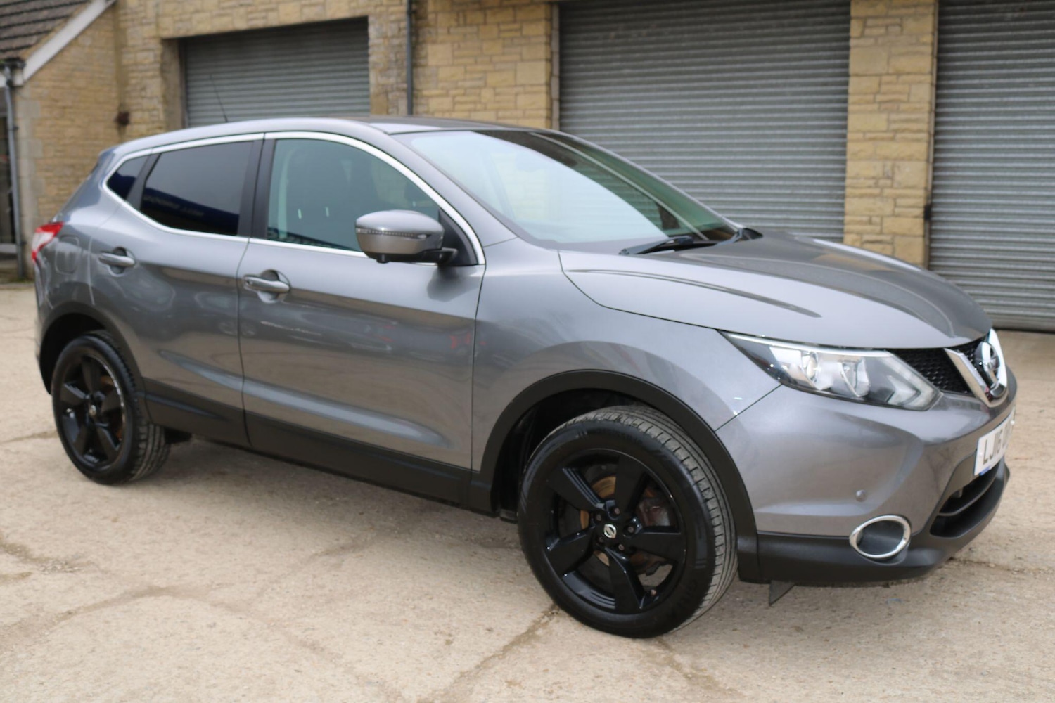 Used Nissan Qashqai for sale - 77752878: Photo 2