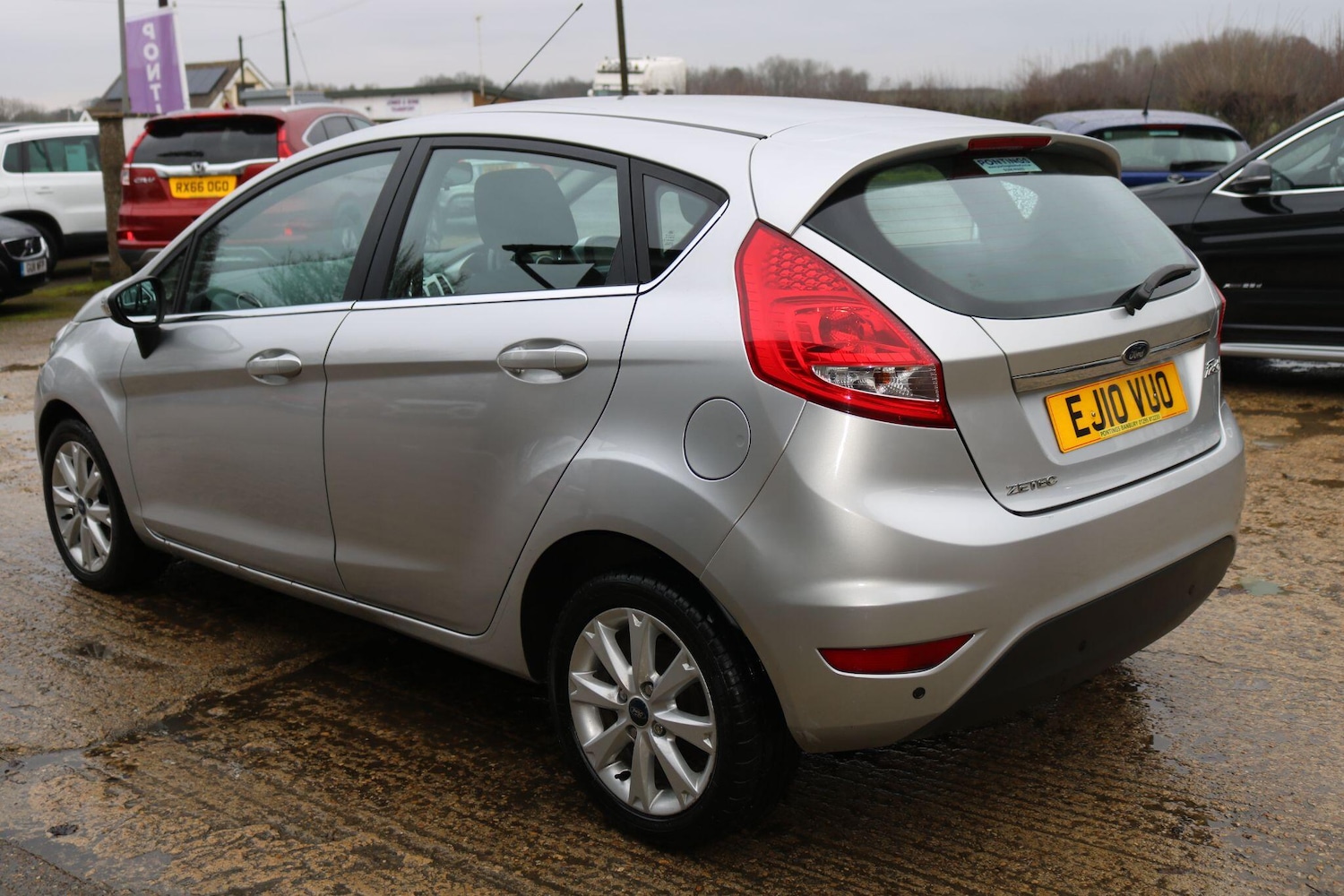 Used Ford Fiesta 2010 for sale - 77783758: Photo 9