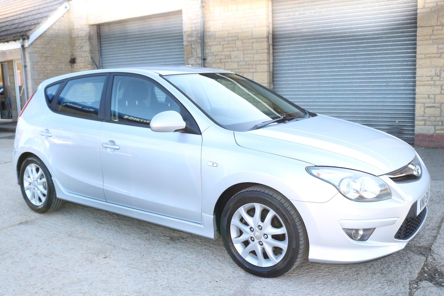 Used Hyundai i30 2011 for sale - 77939553: Photo 2