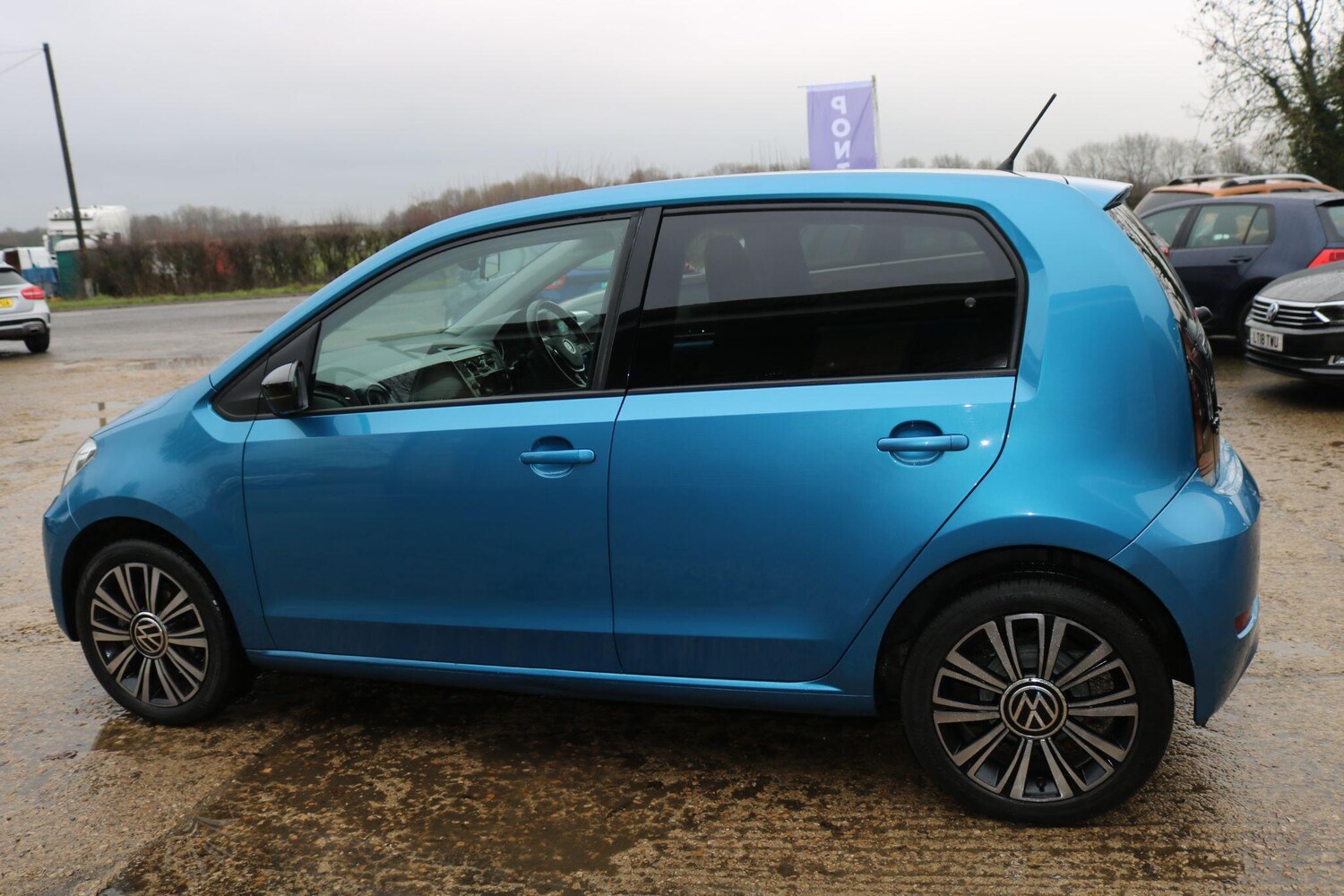 Used Volkswagen up! 2021 for sale - 77498190: Photo 11