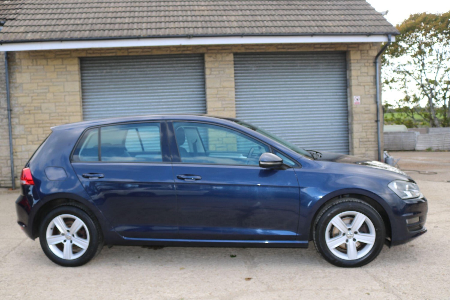 Used Volkswagen Golf 2015 for sale - 77498216: Photo 4