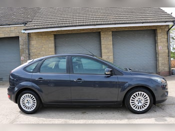 Used Ford Focus 2010 for sale - 78244805: Photo
