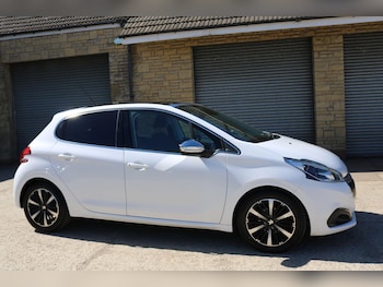 Used Peugeot 208 2018 for sale - 78430365: Photo