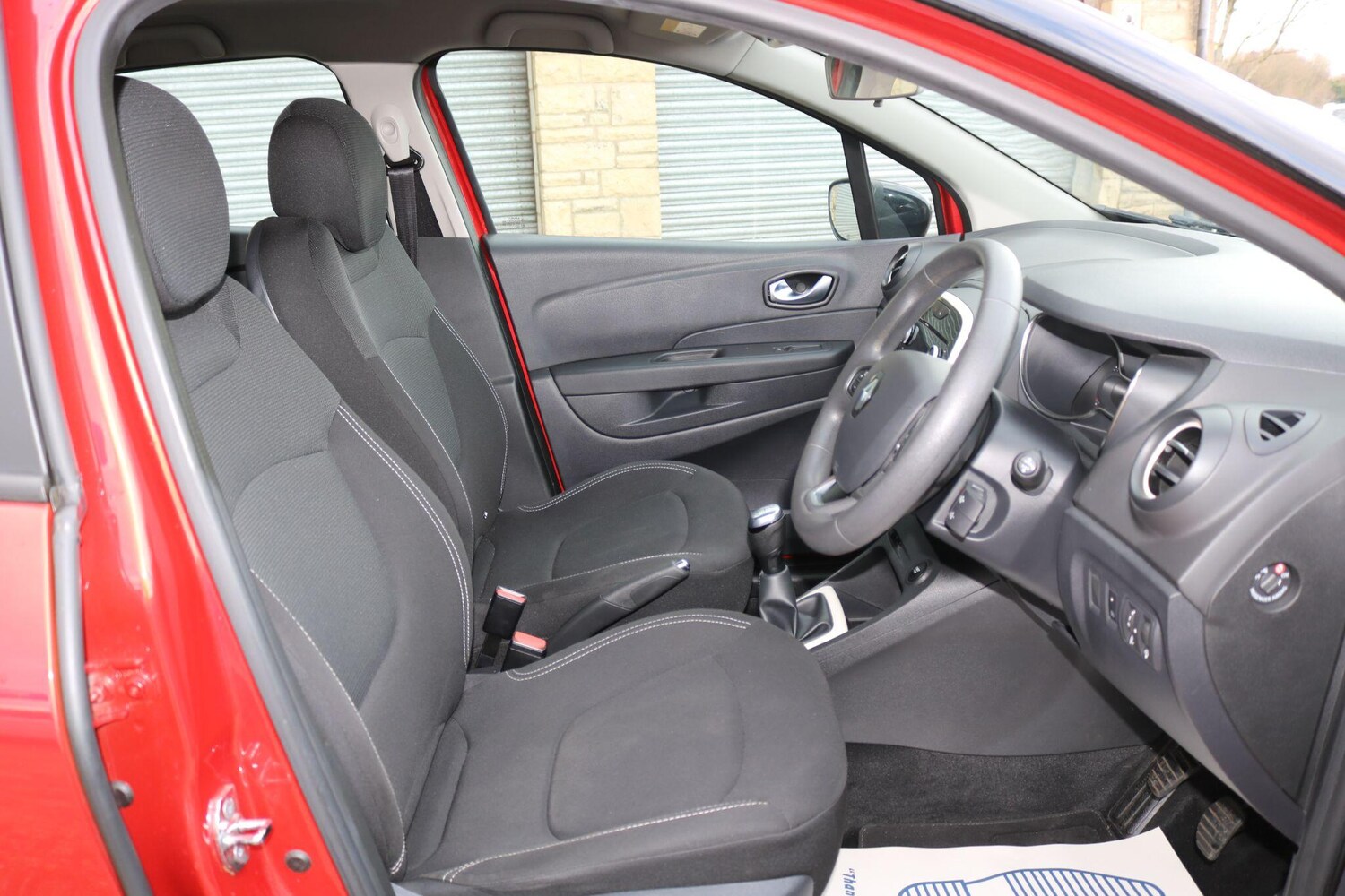 Used Renault Captur 2018 for sale - 77497543: Photo 14